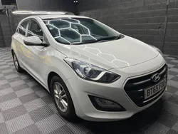 White Used 2015 Hyundai i30 SE Hatchback | £3,995 (Fair price)