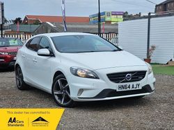 White Used 2014 Volvo V40 R-Design Estate | £5,650 (Fair price)