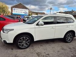 White Used 2014 Mitsubishi Outlander SUV | £5,495 (Fair price)
