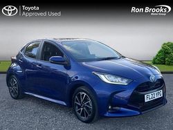 Blue Used 2022 Toyota Yaris Hybrid Design Hatchback | £17,000 (Good price)