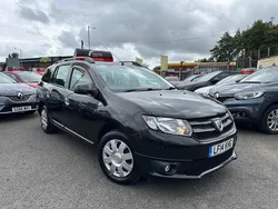 Black Used 2014 Dacia Logan Lauréate Sedan | £2,995 (Fair price)