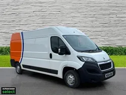 White Used 2019 Peugeot Boxer S Van | £9,995 (Fair price)