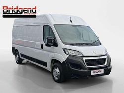 White Used 2023 Peugeot Boxer Premium Van | £15,999 (Fair price)