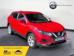 Red Used 2019 Nissan Qashqai Acenta Premium SUV | £9,495 (Super price)