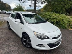 White Used 2012 Vauxhall Astra SRi Hatchback | £2,495 (Fair price)