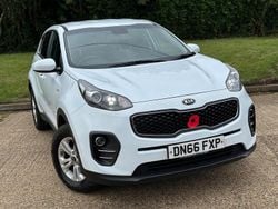 White Used 2016 Kia Sportage 2 SUV | £5,995 (Good price)