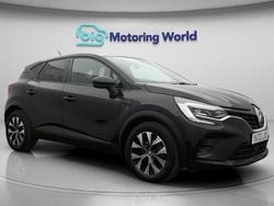 Black Used 2023 Renault Captur Evolution SUV | £14,600 (Good price)