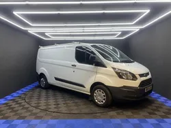 White Used 2015 Ford Transit Custom Van | £6,990 (Expensive)