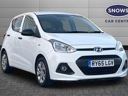 White Used 2016 Hyundai i10 Hatchback | £6,028 (Good price)