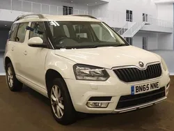 White Used 2015 Skoda Yeti SE SUV | £4,995 (Fair price)