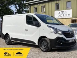 White Used 2021 Renault Trafic Business Van | £8,990 (Good price)