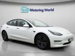 White Used 2021 Tesla Model 3 Long Range AWD Sedan | £19,000 (Fair price)