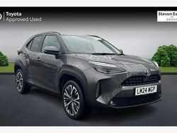 Used 2025 Toyota Yaris Hybrid Estate | £25,883 (Expensive)