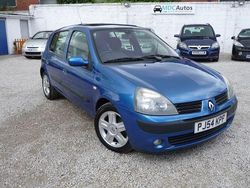 Blue Used 2005 Renault Clio II Dynamique Hatchback | £1,499 (Expensive)