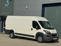 White Used 2018 Peugeot Boxer Van | £5,995 (Good price)