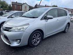 Silver Used 2013 Toyota Verso MPV | £4,295 (Good price)