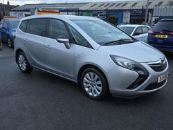 Silver Used 2014 Vauxhall Zafira MPV | £3,195 (Fair price)