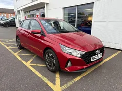 Red Used 2022 Hyundai i20 SE Hatchback | £12,495 (Fair price)