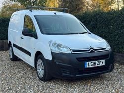 White Used 2016 Citroën Berlingo | £4,895 (Fair price)