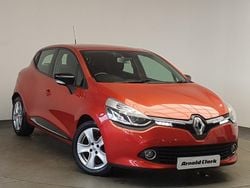Red Used 2016 Renault Clio IV Dynamique Hatchback | £6,498 (Fair price)