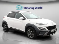 White Used 2022 Hyundai Kona Premium SUV | £18,200 (Fair price)