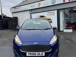 Blue Used 2016 Ford Fiesta Zetec Hatchback | £4,199 (Fair price)