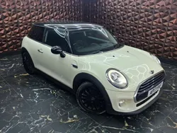 White Used 2017 Mini Cooper Hatch Hatchback | £5,799 (Fair price)