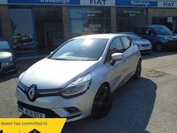 Silver Used 2018 Renault Clio IV Dynamique Hatchback | £7,495 (Fair price)