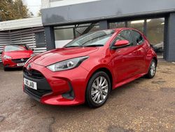 Grey Used 2025 Toyota Yaris Hybrid Play Hatchback | £20,990 (Fair price)