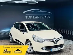 White Used 2016 Renault Clio IV Dynamique Hatchback | £5,495 (Fair price)