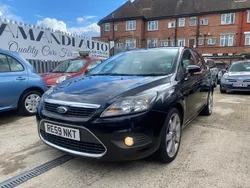 Black Used 2010 Ford Focus Zetec Hatchback | £3,695 (Fair price)