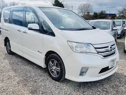 White Used 2013 Nissan Serena S MPV | £7,995 (Good price)