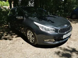 Black Used 2014 Kia Ceed 3 Hatchback | £2,295 (A bit pricey)