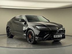 Black Used 2021 Lamborghini Urus SUV | £132,000 (Expensive)