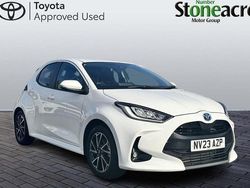 Used 2023 Toyota Yaris Hybrid Design | £17,750 (Fair price)