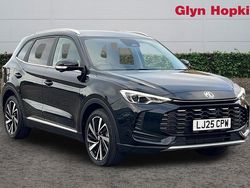 Black Used 2025 MG ZS Trophy Hatchback | £21,494