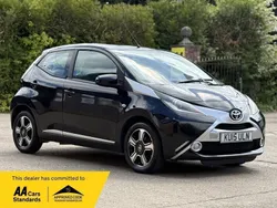 Black Used 2015 Toyota Aygo X-clusiv Hatchback | £4,990 (Fair price)