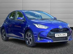 Blue New 2025 Toyota Yaris Hybrid Design Hatchback | £20,499 (Fair price)