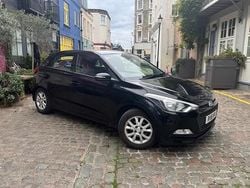 Black Used 2016 Hyundai i20 SE Hatchback | £7,199 (Fair price)