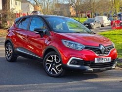 Red/black Used 2019 Renault Captur Iconic SUV | £7,699 (Super price)