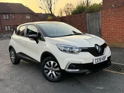 Cream/black Used 2019 Renault Captur Play SUV | £6,990 (Good price)