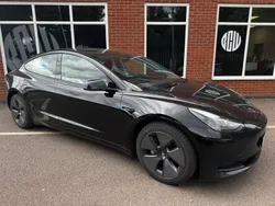 Black Used 2021 Tesla Model 3 Standard Range Sedan | £11,583