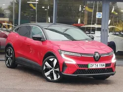 Red Used 2024 Renault Mégane Komfort Hatchback | £23,298 (Fair price)