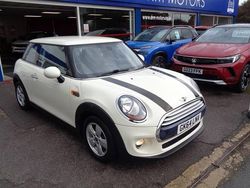 White Used 2014 Mini Cooper Hatch Hatchback | £7,495 (Good price)