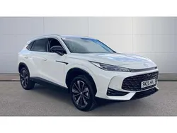 White New 2024 MG HS Trophy SUV | £22,935 (Fair price)