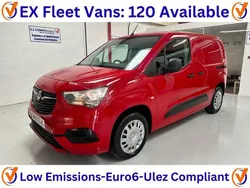 Red Used 2019 Vauxhall Combo Sportive MPV | £8,900 (Fair price)