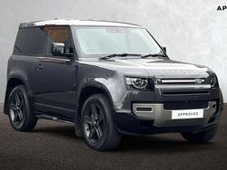 Grey Used 2025 Land Rover Defender SE Dynamic SUV | £66,990 (Fair price)