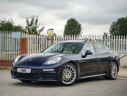 Blue Used 2016 Porsche Panamera Sedan | £20,995