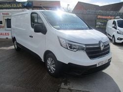 White Used 2022 Renault Trafic Business Van | £12,990 (Super price)