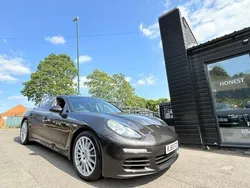 Grey Used 2015 Porsche Panamera Sedan | £27,991 (Expensive)